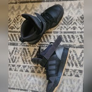 MEN Or WOMEN Black High-Top ADIDAS Sneakers with Velcro Strap